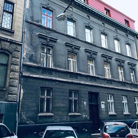 Designer Apartment In The Center Lviv Eksteriør bilde
